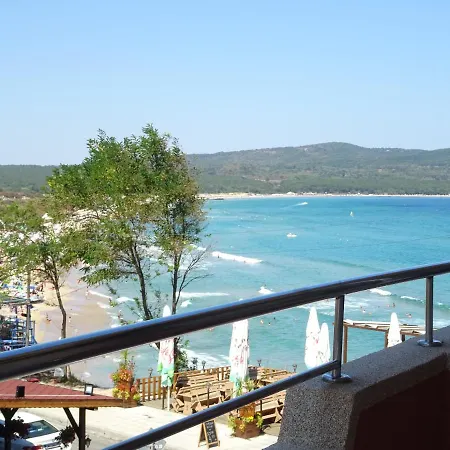 Dobrevi 4* Приморско