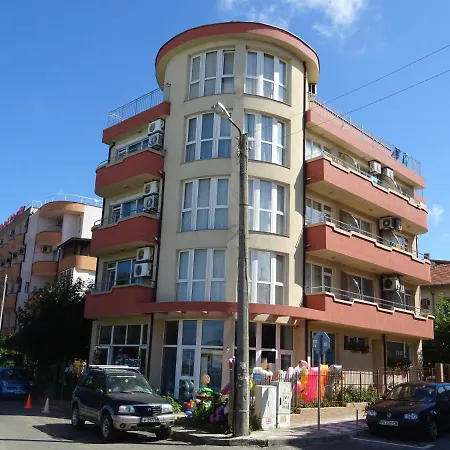 Dobrevi 4*